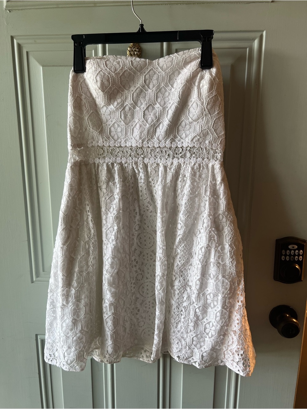 Lilly Pulitzer White Lace Strapless Girls Formal Dress